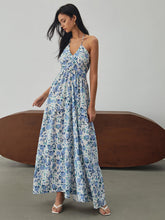 Langes Neckholder-Kleid mit Blumenmuster